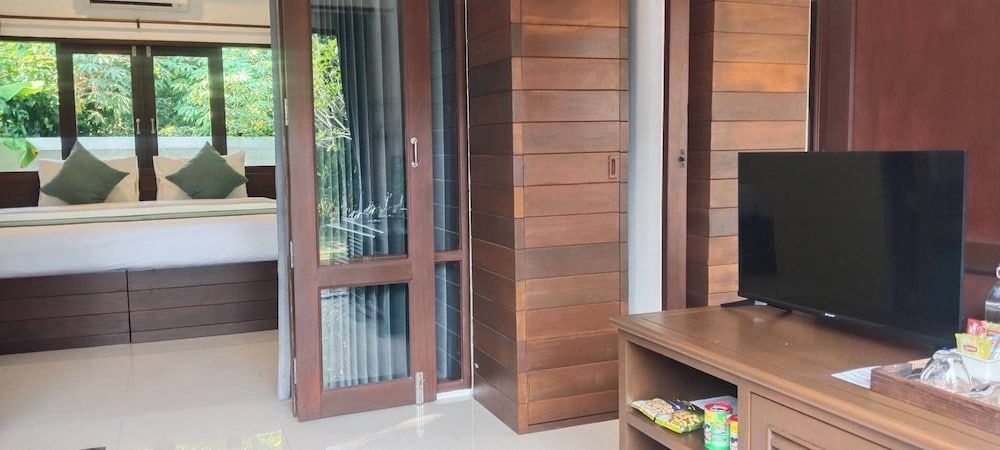 EASY TIME VILLA by MARALEINA Villa, 2 Bedrooms, Balcony 5