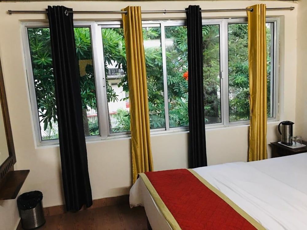 Rose Cottage A Heritage Retreat Deluxe Room 3