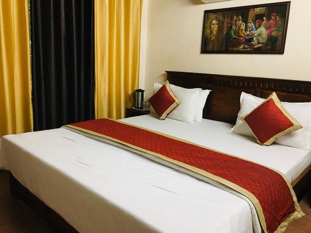 Rose Cottage A Heritage Retreat Deluxe Room 7