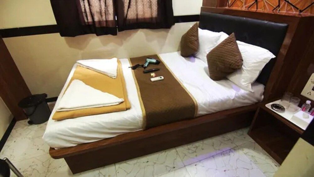 Fabhotel Star Hill