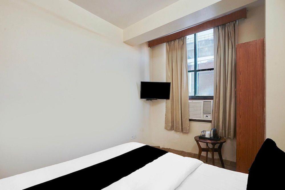 Super Hotel O Collectorate Circle