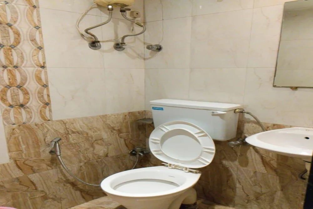 Fabhotel Suncity