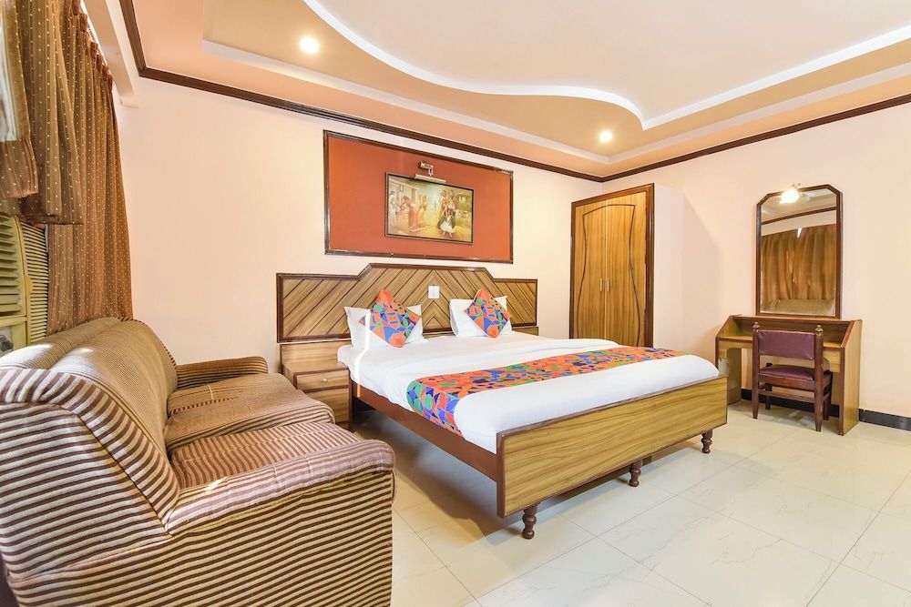 Fabhotel Jai Mangal Palace