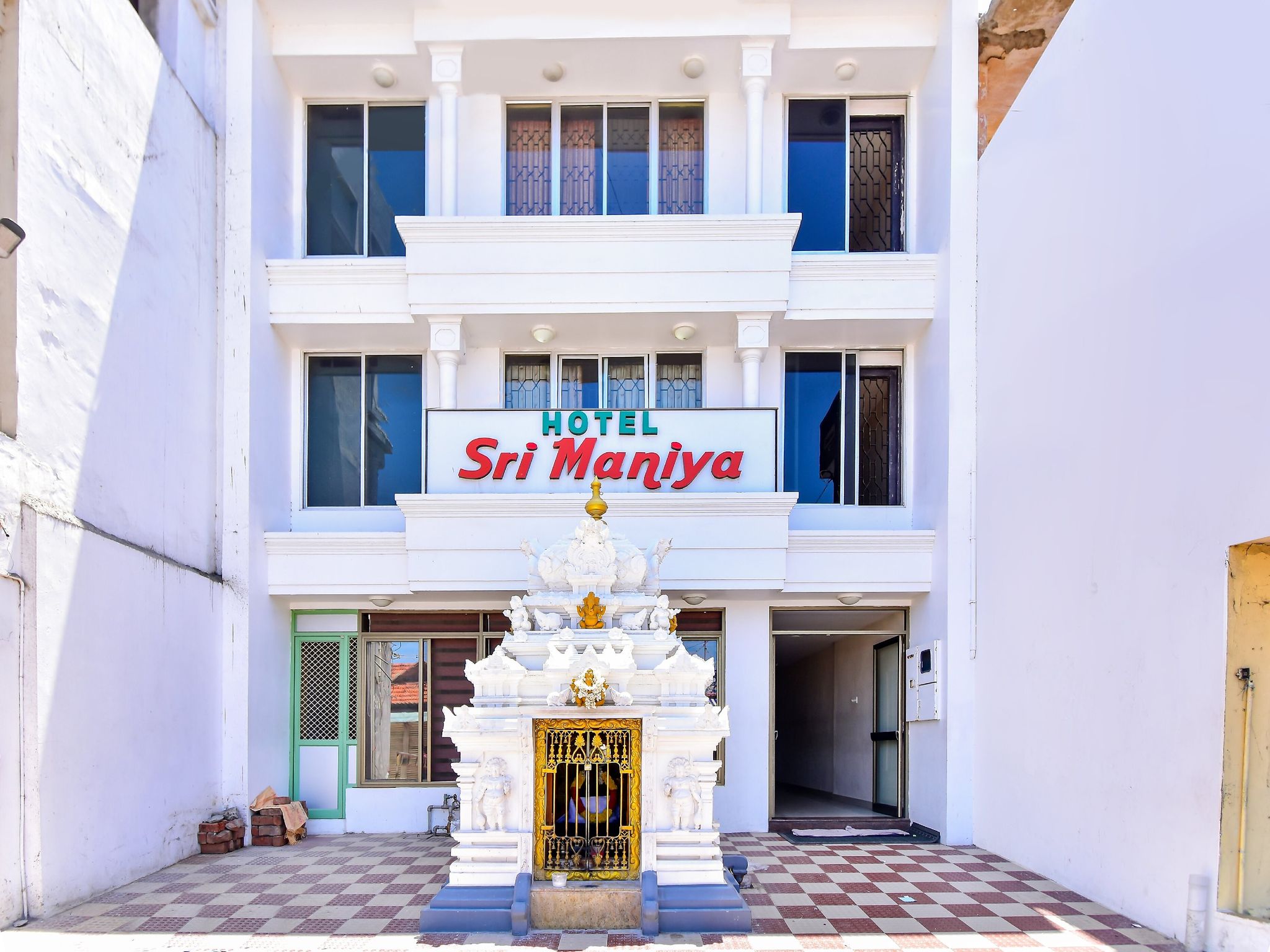 HOTEL SRIMANIYA