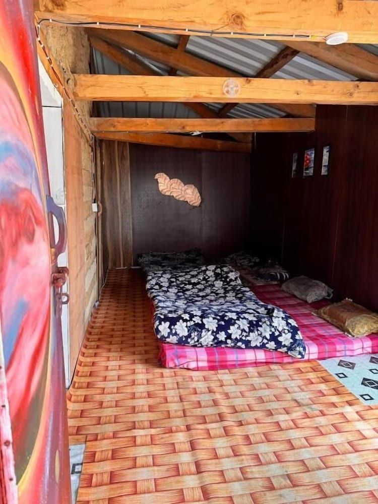 MONK Hut