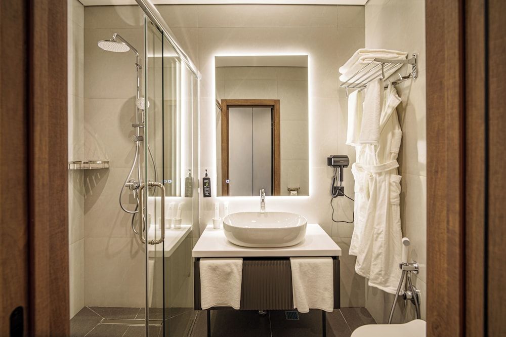 Mildom Residence Standard Double Room 3