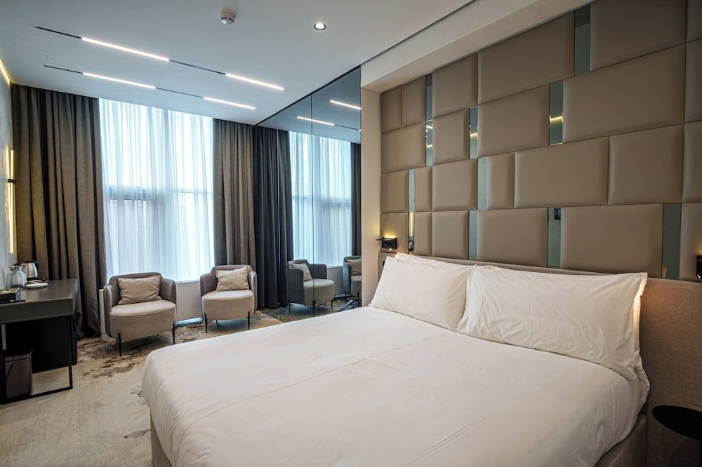 Mildom Residence Standard Double Room