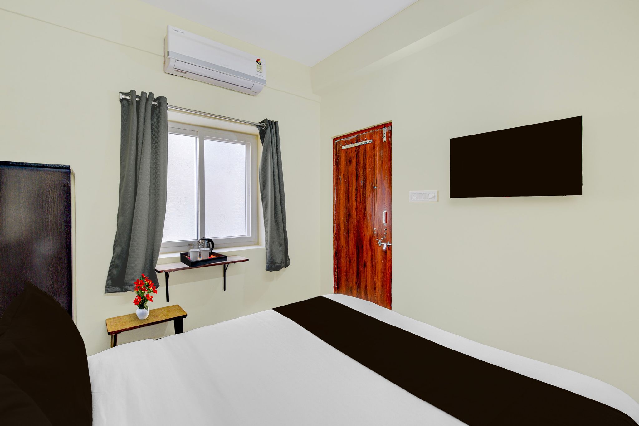 Collection O Green Hills Road Formerly Hotel LN Stays Classic 3