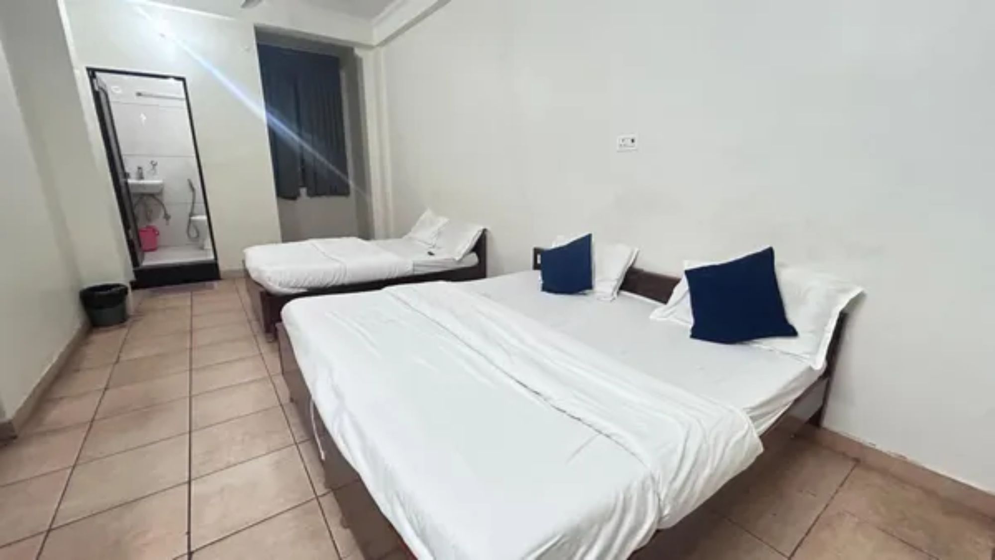 FabHotel Deep