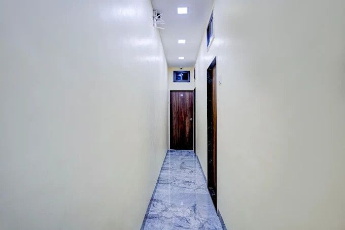 FabHotel Aai Om Residency