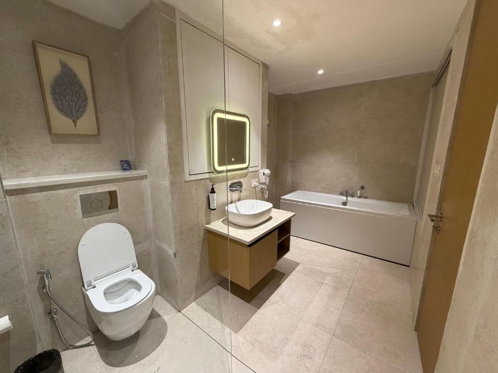 RS GALAXY HOTEL GANGA VIEW Standard Room with Mountain View 6