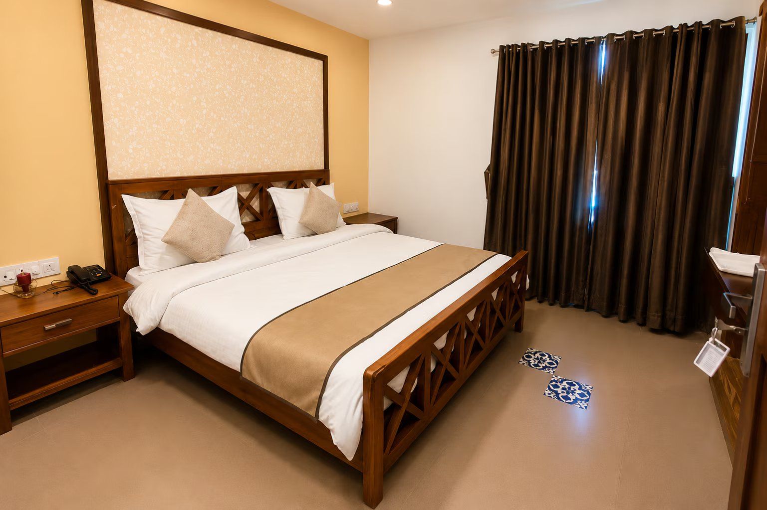 Bungalow Seven Standard Room 6