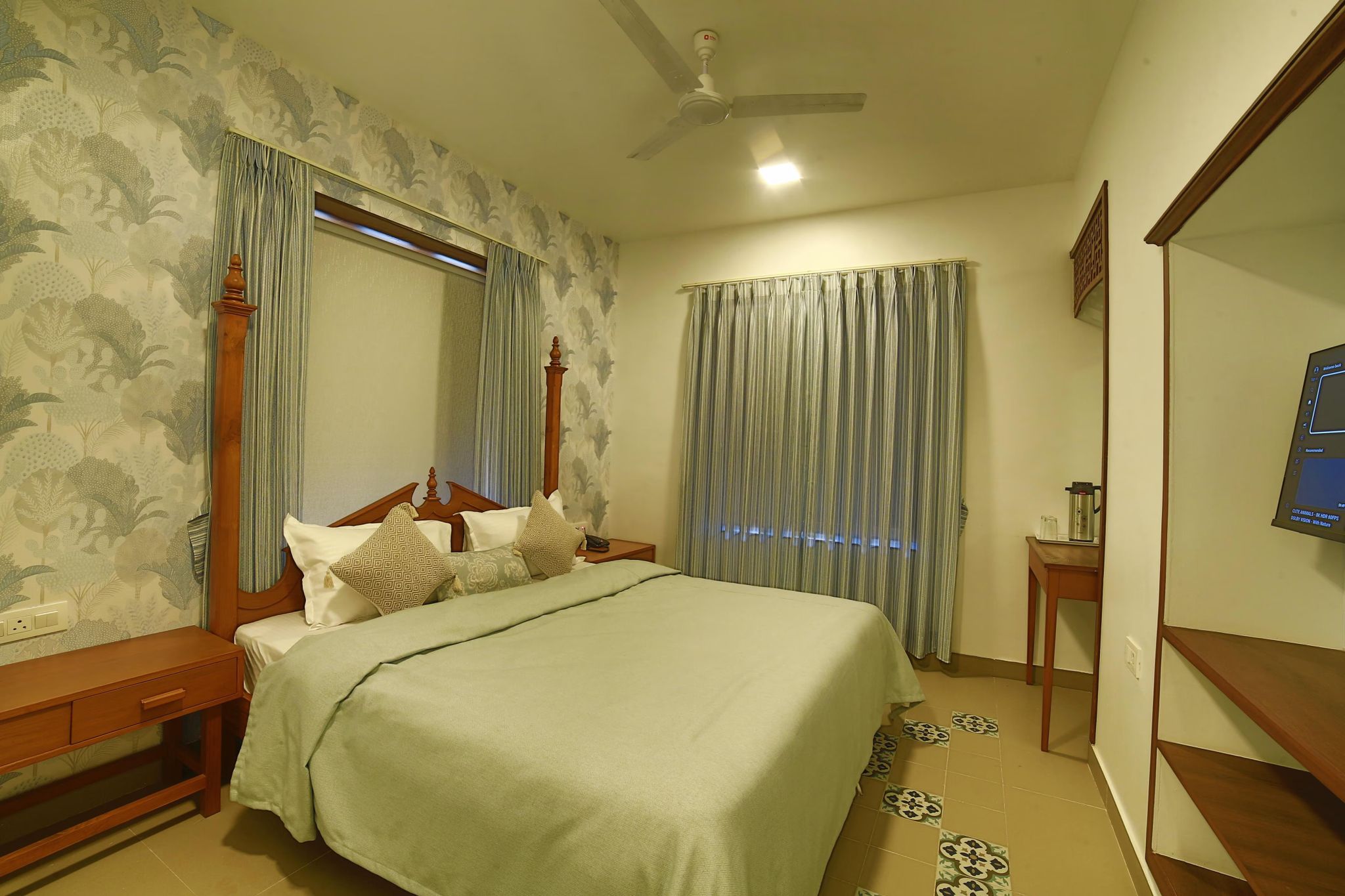 Bungalow Seven Deluxe Room
