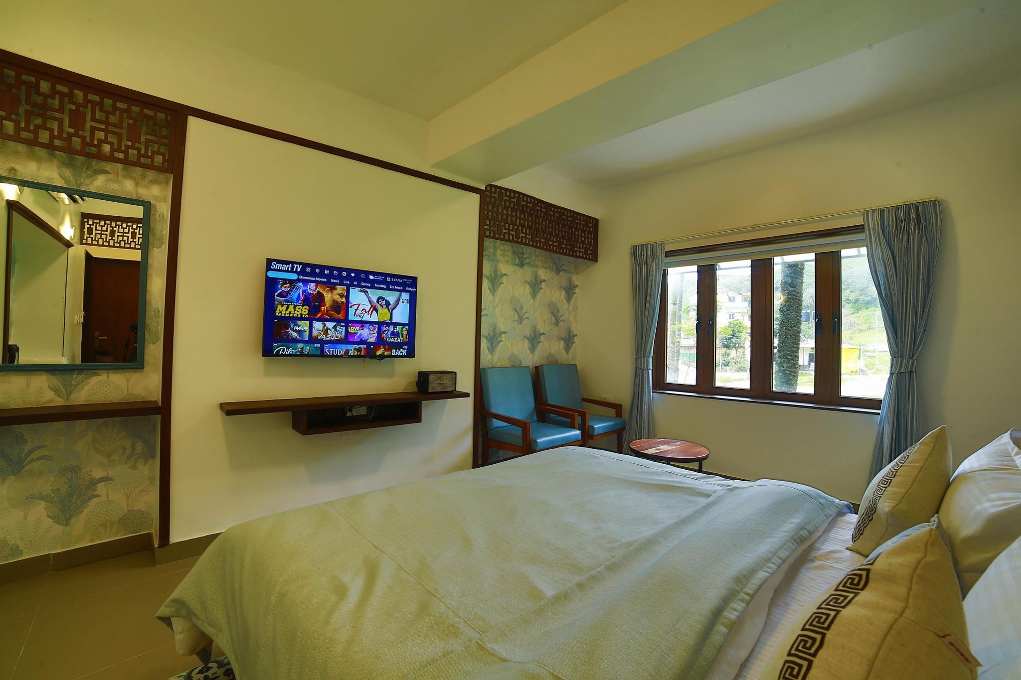 Bungalow Seven Deluxe Room 2