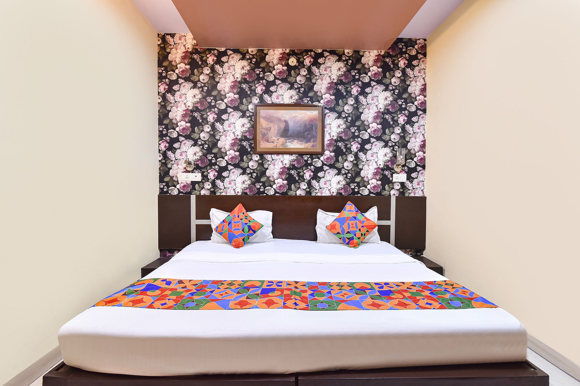 FabHotel AK Acacia Jazz Club