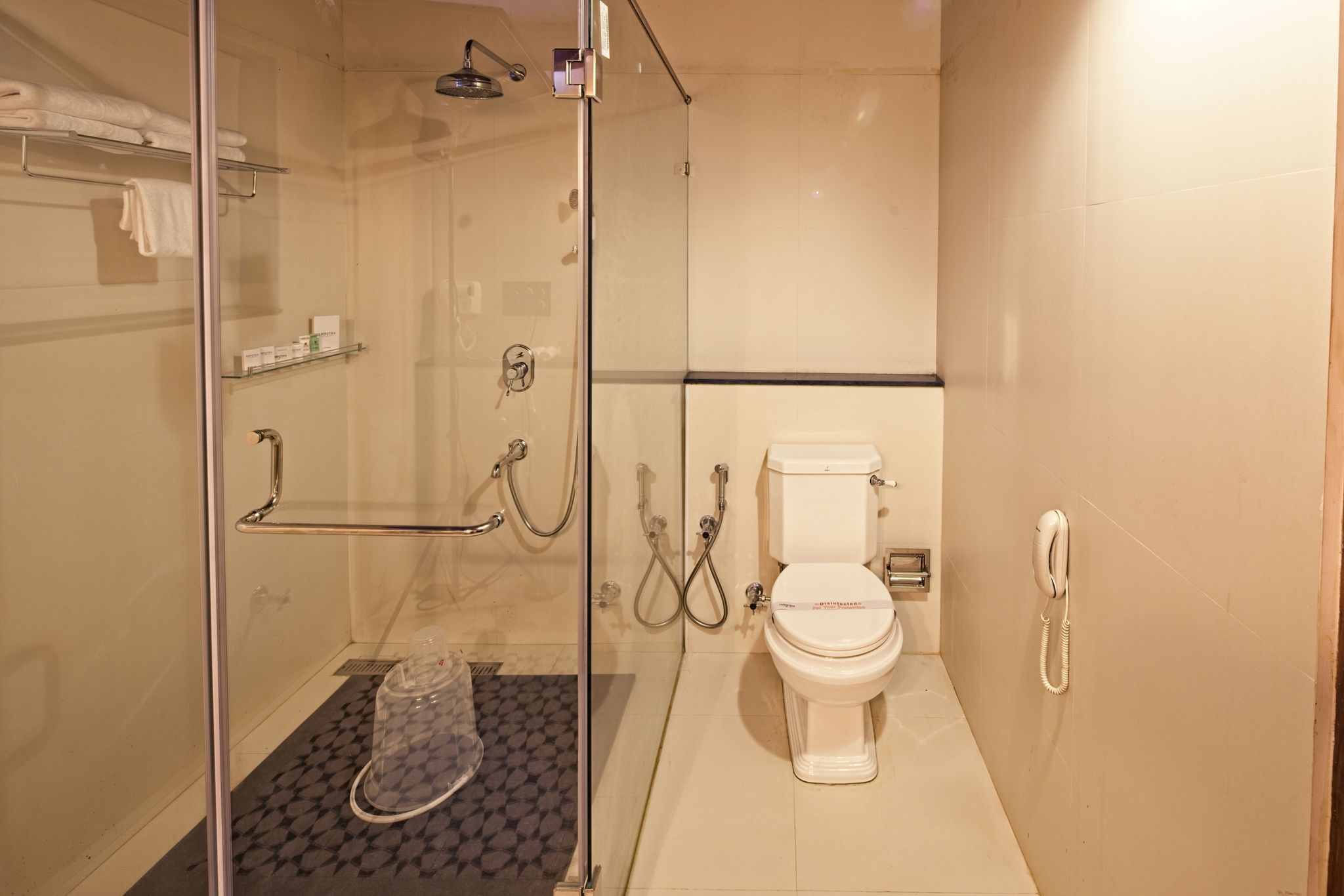 Amritha heritage DELUXE ROOM