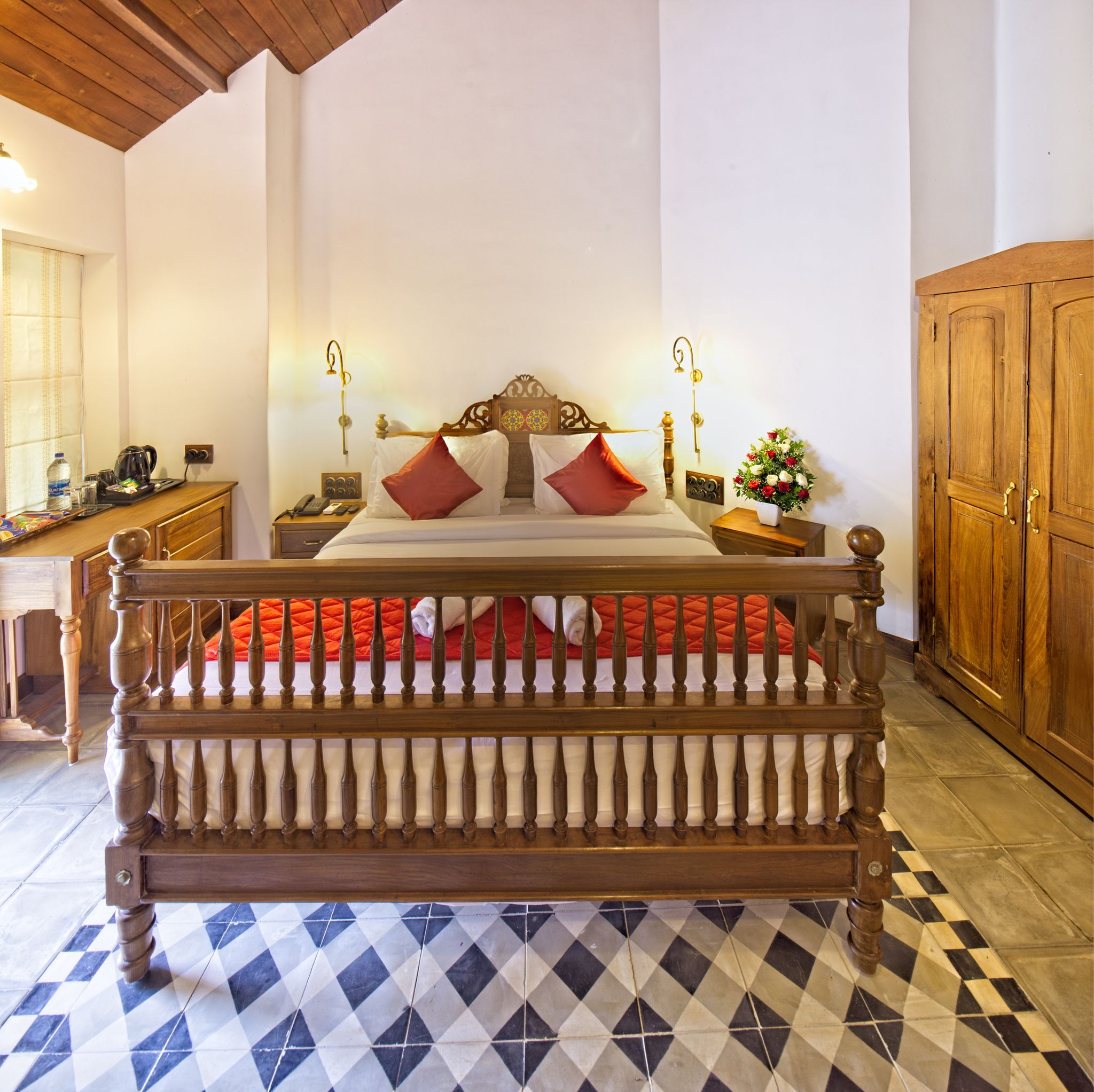 Amritha heritage DELUXE ROOM 4
