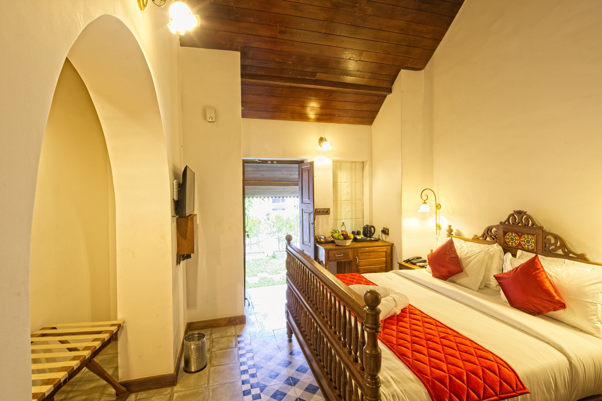 Amritha heritage DELUXE ROOM 2