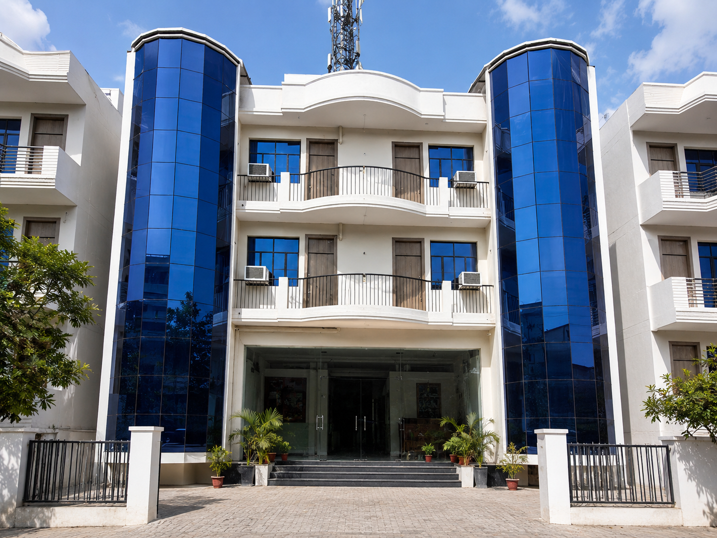 Hotel O Prayagraj New Cantt Formerly White Colony