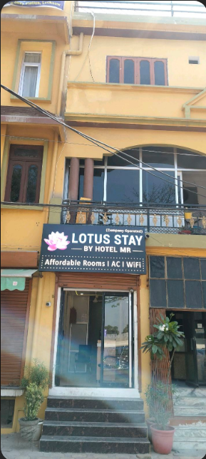 Lotus Stay By Hotel MR, Lucknow