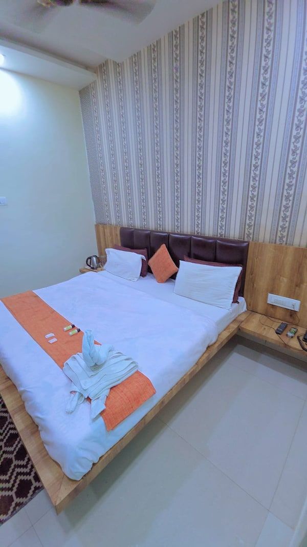 Jp Residency Standard Non Ac Room 2