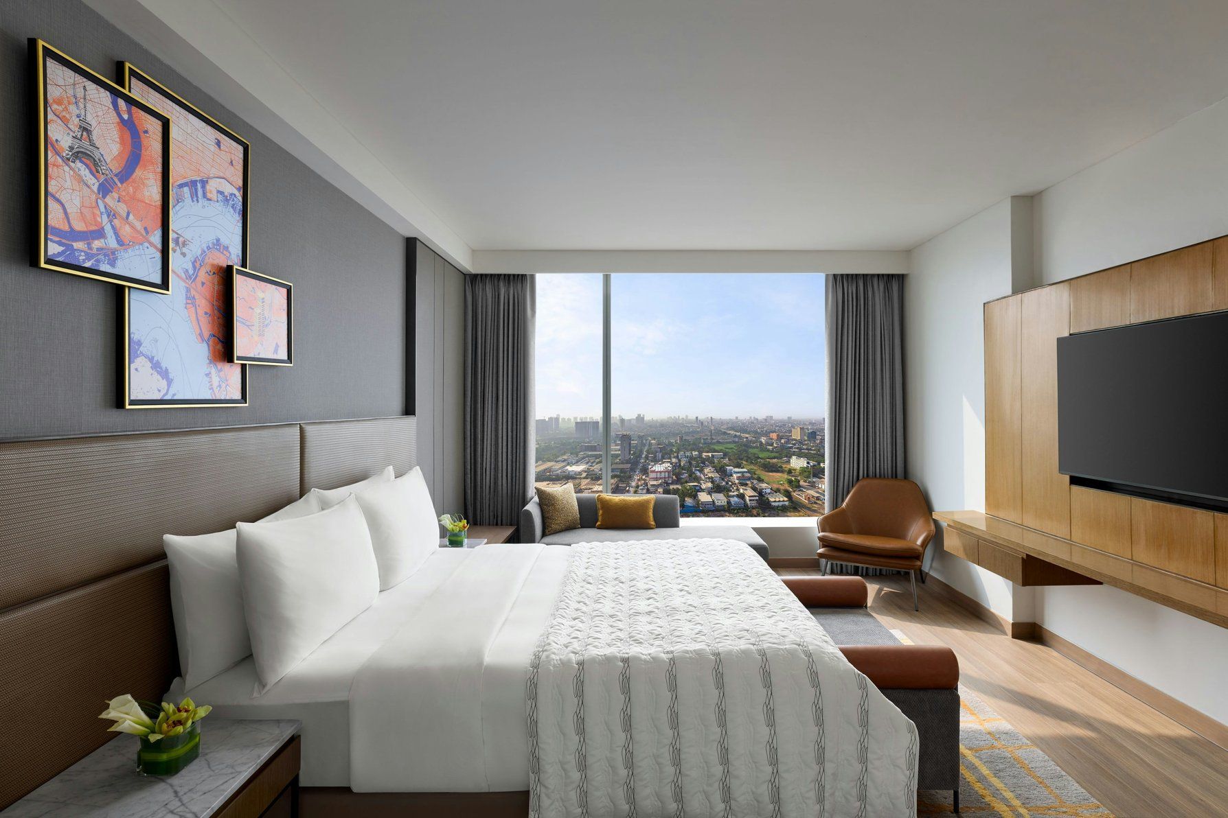 Le Méridien Navi Mumbai Sky Suite, Club lounge access, 2 Bedroom Suite, Bedroom 1: 1 King, Bedroom 2: 2 Twin 4