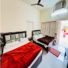 Shri Hari Lodge