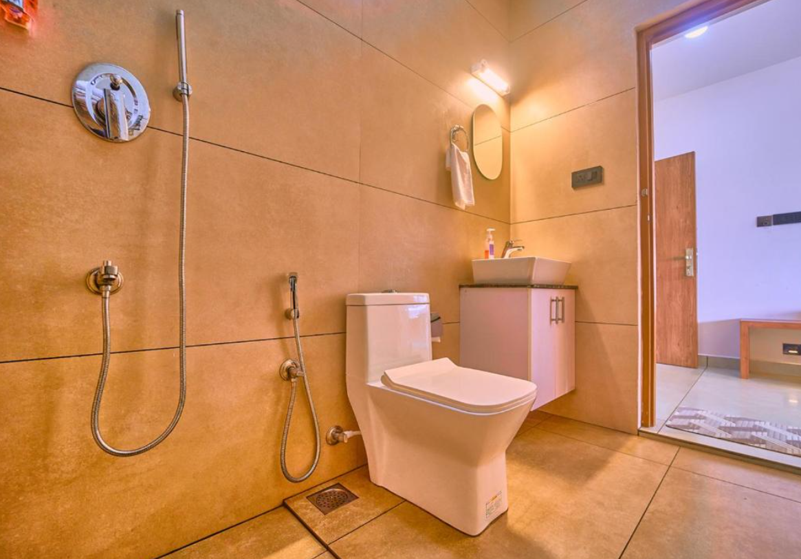 Velora Pool Resort Vagamon by VOYE HOMES Deluxe Room 2