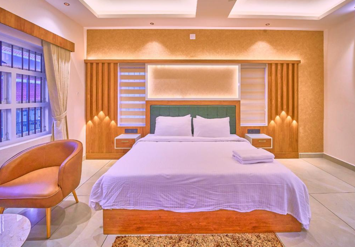 Velora Pool Resort Vagamon by VOYE HOMES Premium room