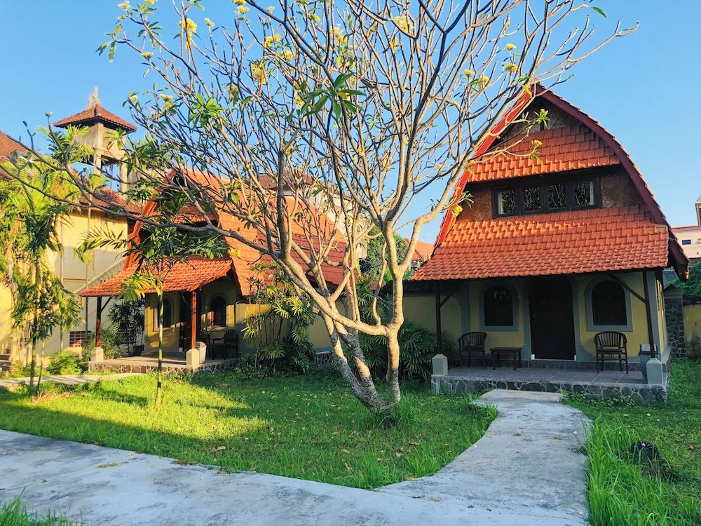 Suji Bungalow