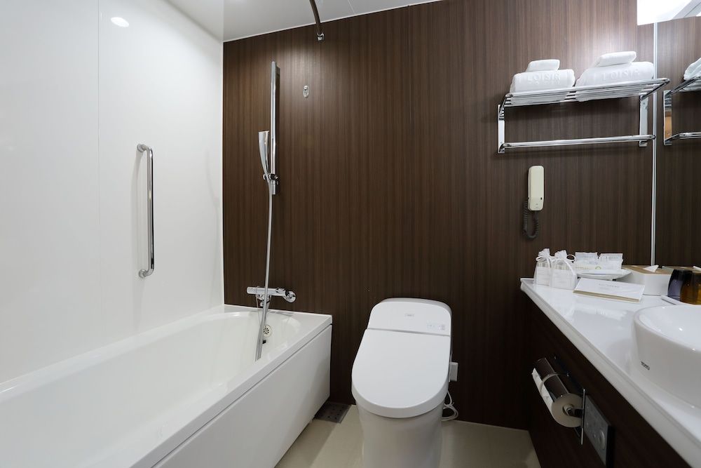 Loisir Hotel Toyohashi [Multiple Stay Plan] No Cleaning Superior Twin Room, Smoking 3