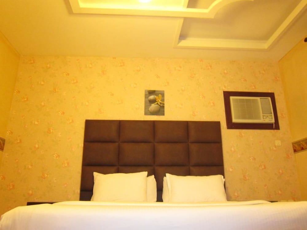 undefined Vinas Apartments 4