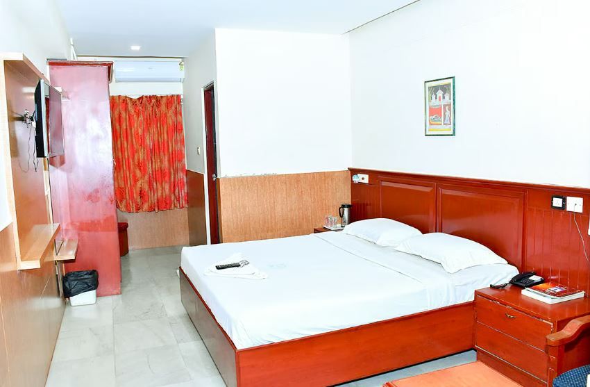 Hotel Rathna Residency Madurai Standard Room 2