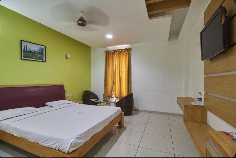 Hotel Annamalai International Deluxe Double A/C 2