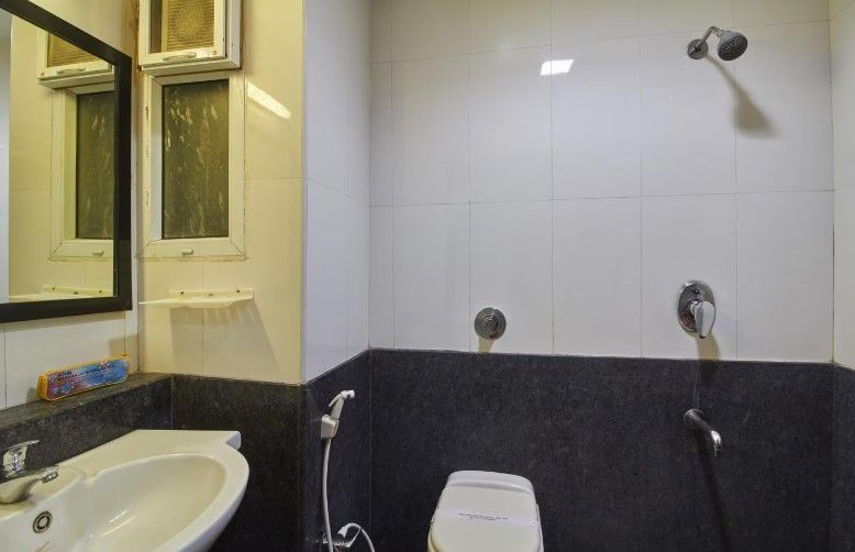 Hotel Annamalai International Deluxe Double A/C 4