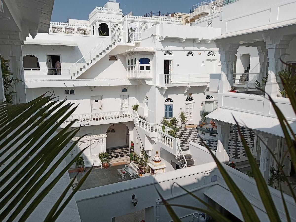 undefined Jagat Niwas Palace 10