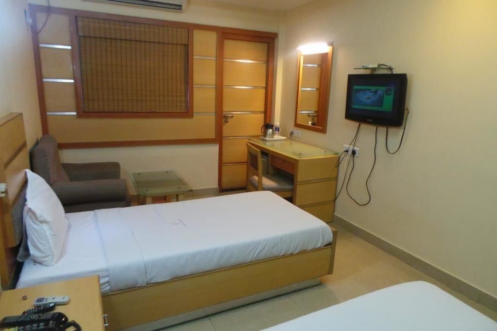 City Double or Twin Room, 2 Bedrooms, Accessible, Non Smoking