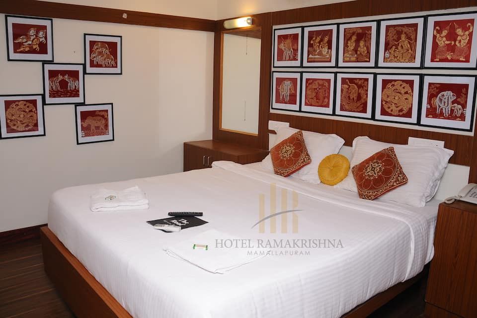 Deluxe AC Room