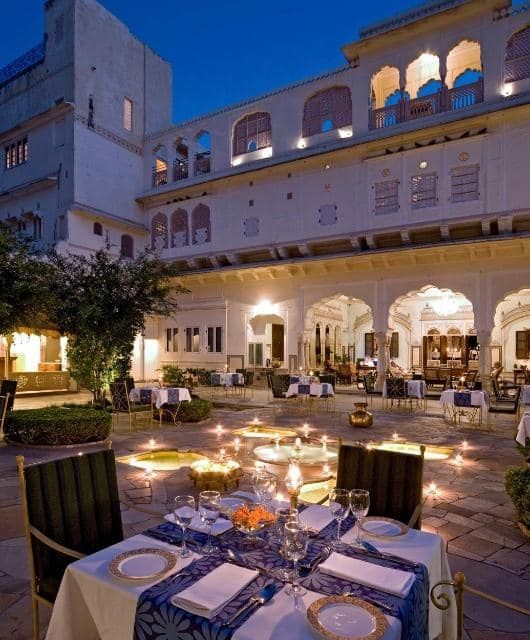 Food & Dining