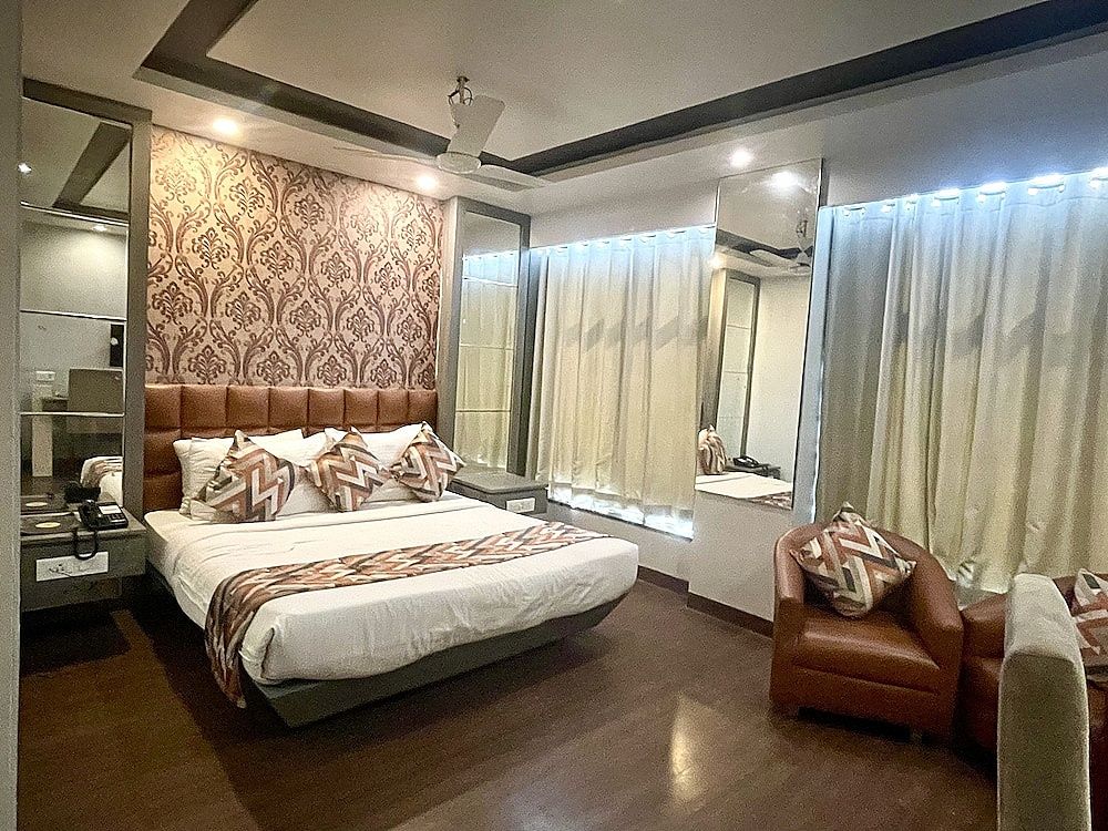 Hotel Narula's Aurrum Deluxe Double or Twin Room 4