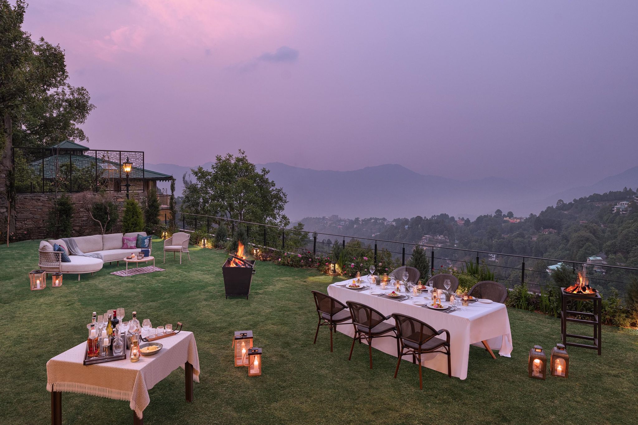 Food & Dining