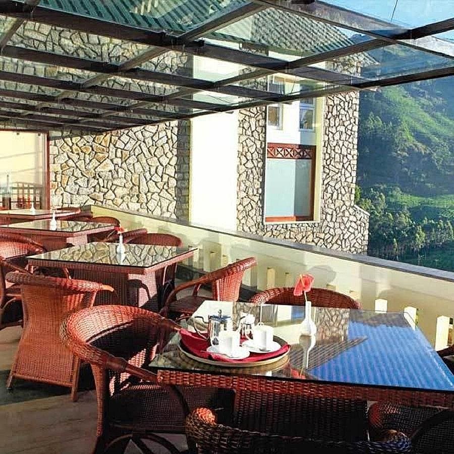 Food & Dining