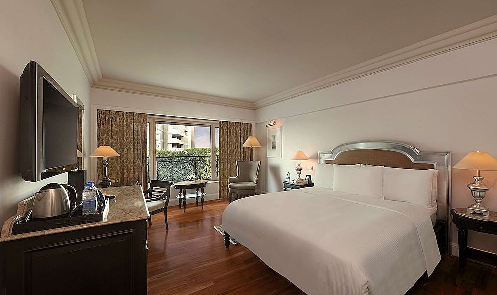 Hilton, Standard Room, 1 King Bed, City View