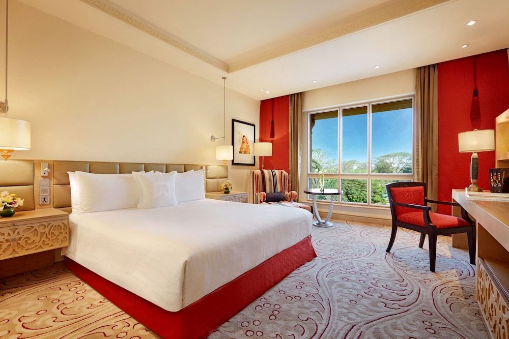 ITC Maratha Mumbai, a Luxury Collection Hotel, Mumbai House, 1 King Bed, City View 3