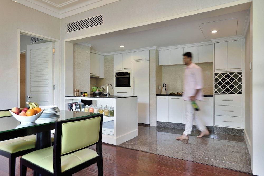 undefined Lakeside Chalet, Mumbai - Marriott Executive Apartments 6