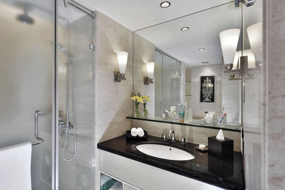 undefined Lakeside Chalet, Mumbai - Marriott Executive Apartments 4