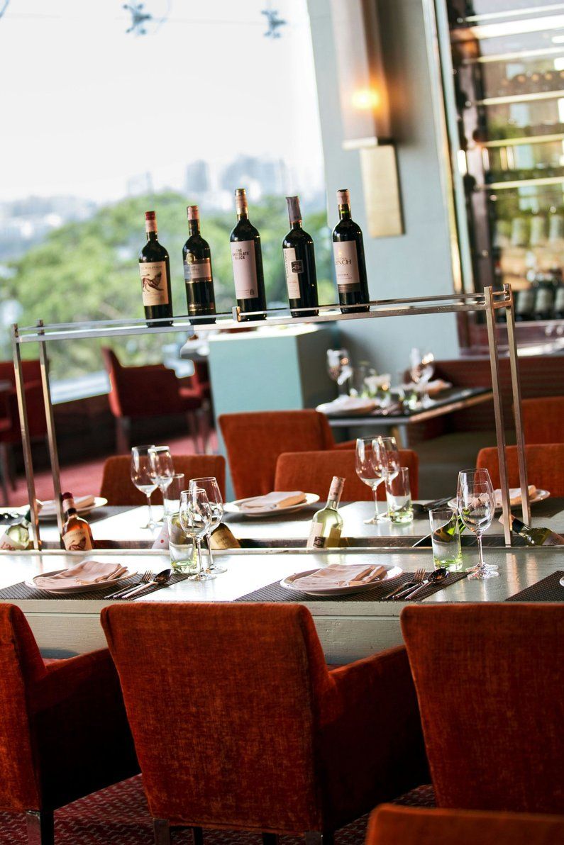 Fratelli Fresh Wine Table