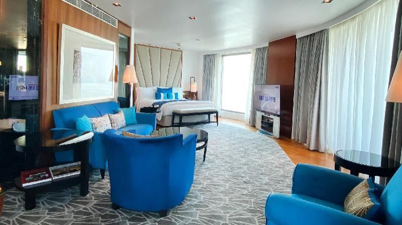 Suite, 1 Bedroom, Smoking, Sea View