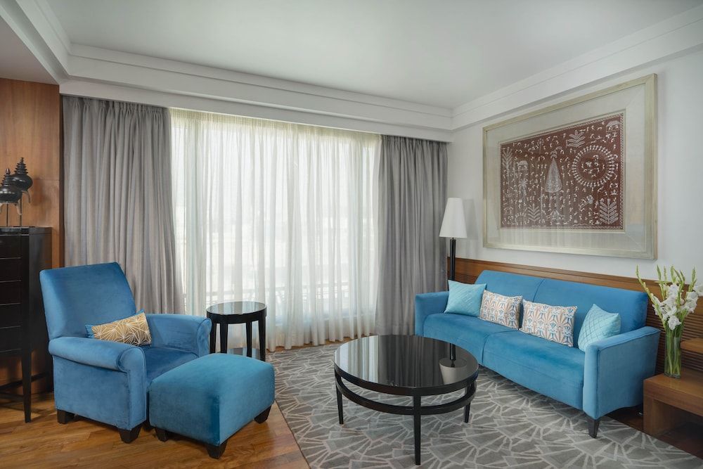 InterContinental Marine Drive Mumbai, an IHG Hotel Junior Suite, 1 King Bed, Bay View