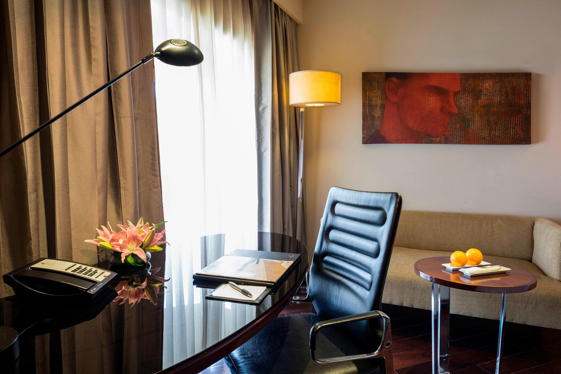 JW Marriott Mumbai Juhu Guest room, 1 King, City view 5